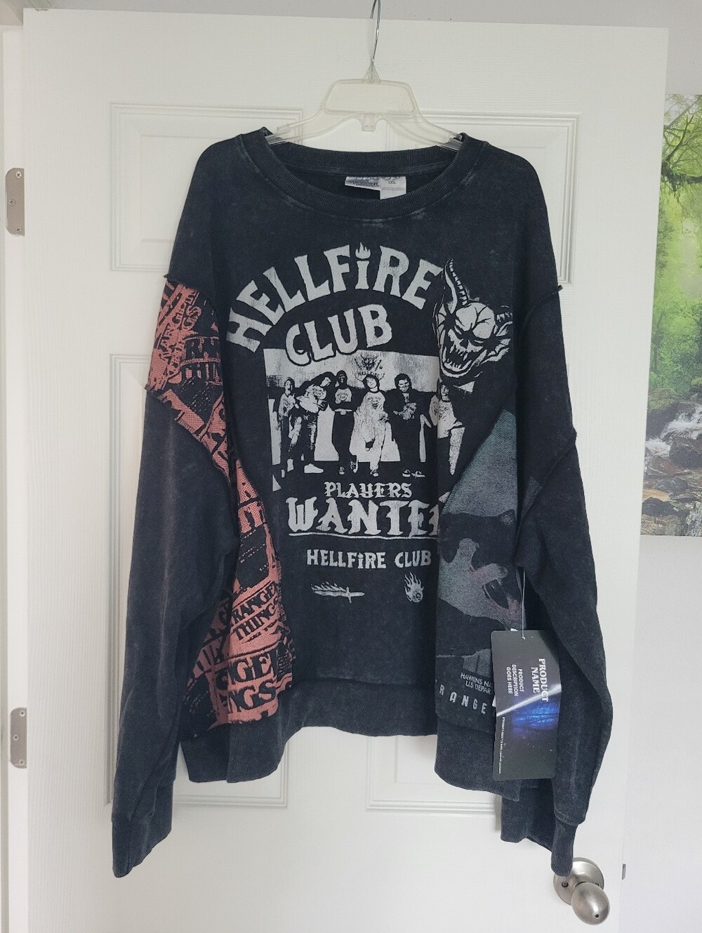 NWT Netflix Stranger Things Sweatshirt 3XL Hellfire Club